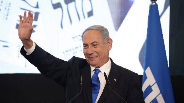 Podcast De Dag: de rentree van Netanyahu