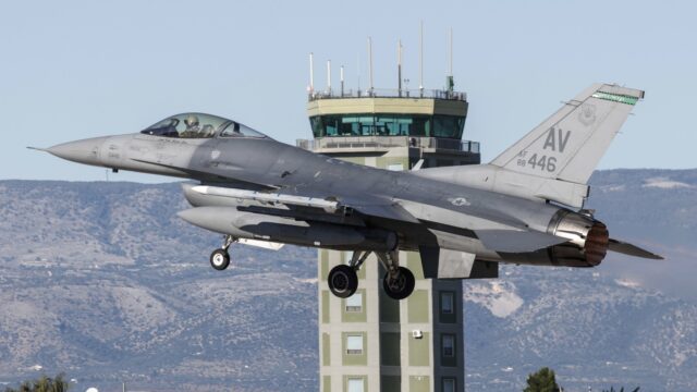 CDA is om: Nederland moet F16's aan Oekraïne leveren
