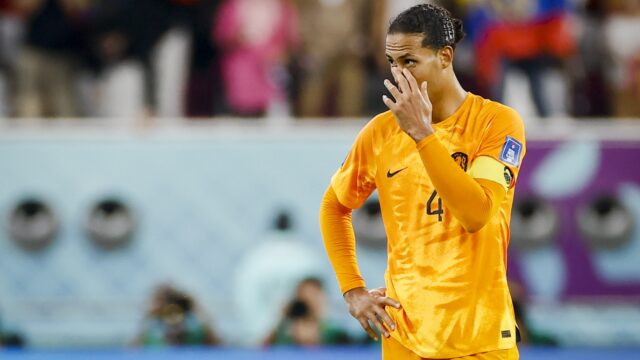 Oranje stelt teleur en komt met 1-1 gelijkspel goed weg tegen Ecuador
