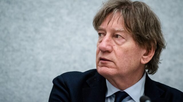 Waarom Rob de Wijk NIET naar oorlogsfilms en -documentaires kijkt