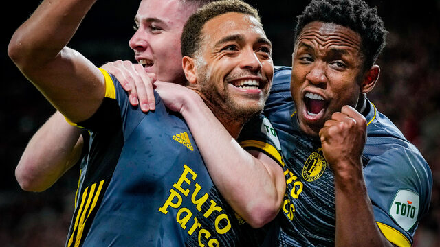 Feyenoord wint van Slavia en zit bij de laatste vier in de Conference League
