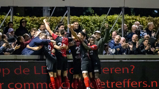 Amateurclub De Treffers zorgt voor bekerstunt door RKC uit te schakelen: 'Iedereen strontlazarus!'