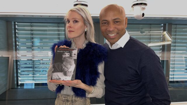 'Moeder en pen' is het NPO Radio 1 Non-Fictie Boek van februari