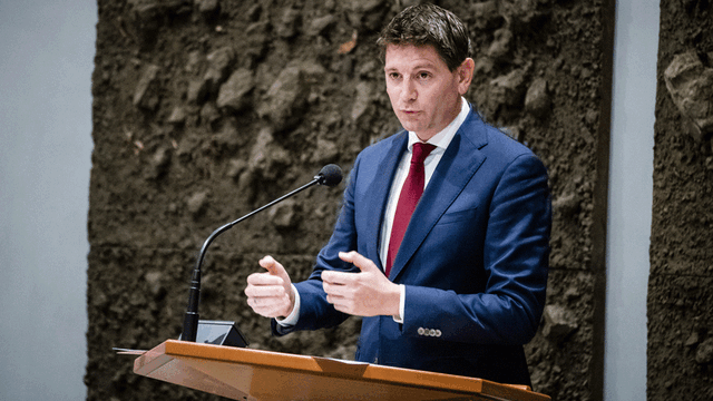 D66 dringt bij minister Hoekstra aan op het uitzetten van de Russische ambassadeur