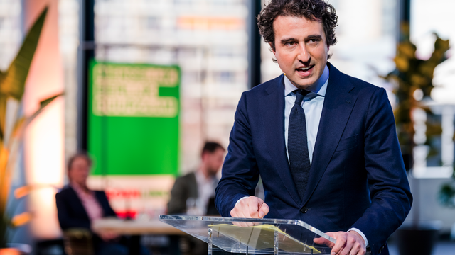 Jesse Klaver: geld dat schatkist spekt door stijging gasprijzen moet terug naar de burger