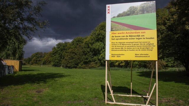 Straatkunstroute maakt buurtbewoners Amsterdam-Zuidoost bewust van klimaatverandering