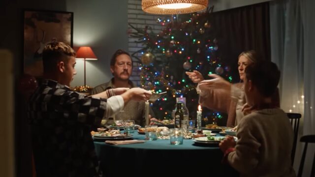 Podcast De Dag: tussen kerst en kitsch, de perfecte kerstreclame