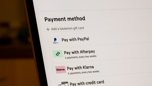 Stand.nl: 'Achteraf betalen bij online winkelen moet stoppen'