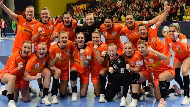Handbalsters verslaan Montenegro en plaatsen zich voor WK