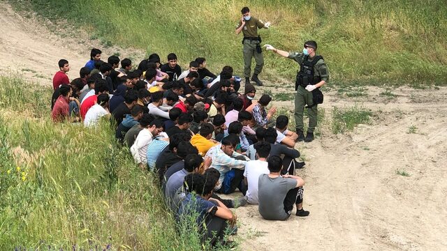 Illegale praktijken bij de Griekse muur? 'Sommige migranten zijn spoorloos verdwenen'