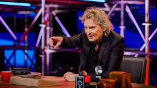 Hoogleraar Marjan Olfers: 'Laat Commissariaat voor de Media voortouw nemen in onderzoek DWDD'