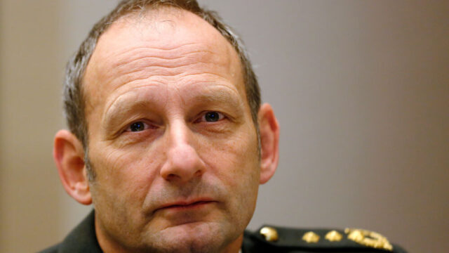 Generaal buiten dienst Mart de Kruif: Europa moet als de sodemieter wapens gaan maken