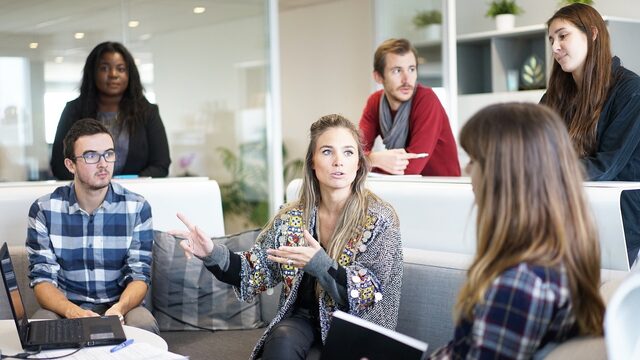 'Boomer-bestuurder' moet plaatsmaken voor nieuwe generatie