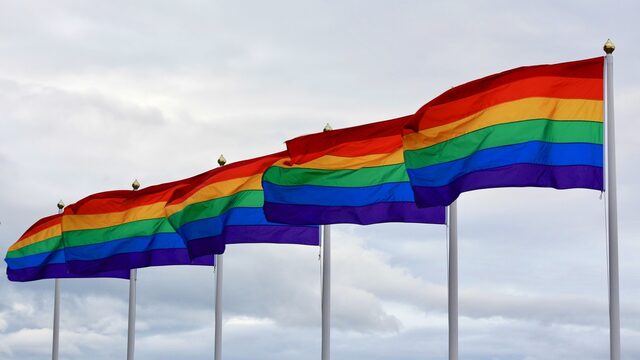 Stand.nl: Het is goed dat bij de Gouden Kalveren het onderscheid tussen man en vrouw verdwijnt