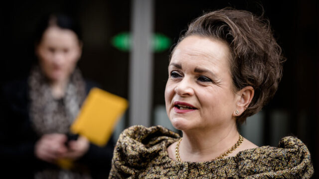 Staatssecretaris Van Huffelen: 'We zijn op alle fronten kwetsbaar voor digitale aanvallen uit Rusland'