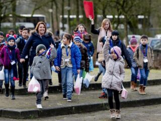 Stand.nl: 'Voor behoorlijke opvang van kindvluchtelingen heb je geen spreidingswet nodig'