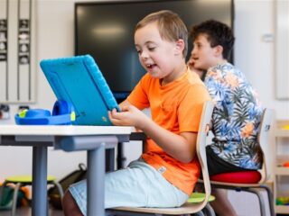 Stand.nl: 'Hoe moeilijk kan het zijn om gehandicapte kinderen mee te laten doen?'