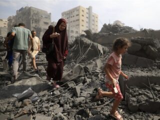 Stand.nl: 'Alle onschuldige burgers in Israël en Gaza moeten onze steun krijgen'