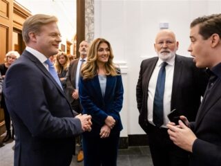 Stand.nl: 'Het draait in de campagne te veel om wie er premier wil worden'