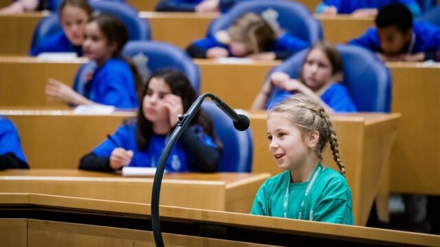 Stand.nl: 'Het wordt tijd dat kinderen en jongeren serieuze invloed krijgen op beleid'