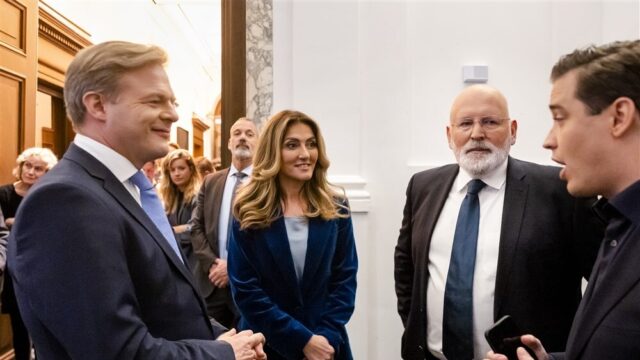Stand.nl: 'Het draait in de campagne te veel om wie er premier wil worden'