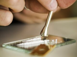 Stand.nl: 'Cokegebruikers moeten harder worden aangepakt'