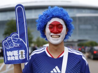 Wil je Japan aanmoedigen? Dan is er eigenlijk maar één liedje dat je moet kennen