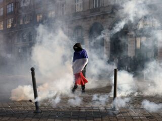 Kunnen de rellen in Frankrijk overslaan naar Nederland? 'Het zijn daar oorlogsscènes op straat'