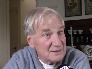 Gijs Stork (85) stopt na 44 jaar als raadslid in Almelo: 'Ik ben veel te oud'