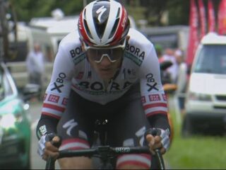 Tour de France: Konrad soleert naar winst in etappe 16, eerbetoon voor Fabio Casartelli