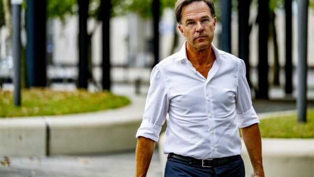 Stand.nl: 'Hoe kan het kabinet uw vertrouwen terugwinnen?'
