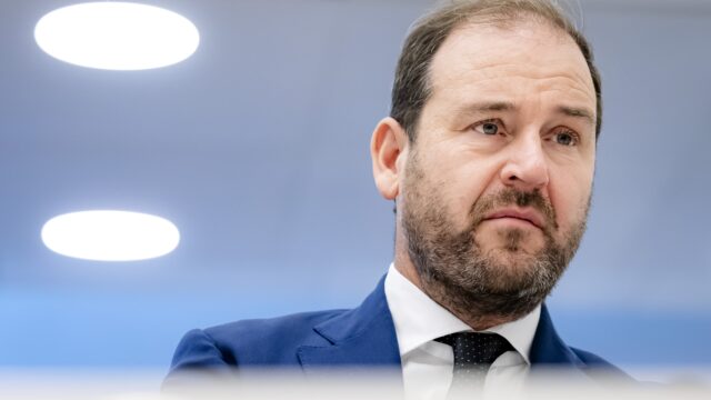 Pensioenakkoord-architect Lodewijk Asscher: 'AOW-plannen moeten prullenbak in'