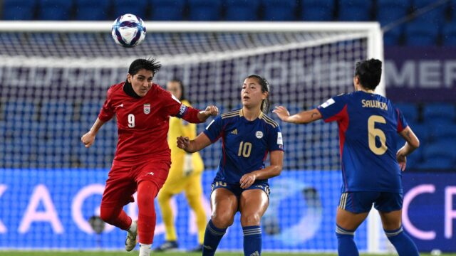 Nog een voetbalster en staflid uit Iran krijgen asiel in Australië: 'Het regime zal wraak nemen op hun families'