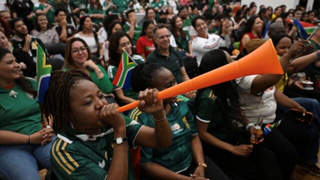 Spelers van Zuid-Afrika zingen 'gwijo' in de spelerstunnel: 'Oorspronkelijk oorlogsmuziek'