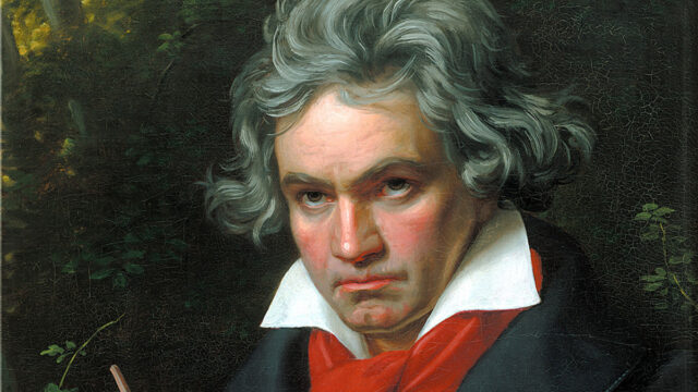 Op het Flevopark in Amsterdam hardlopen mensen vandaag op… Beethoven