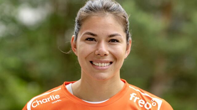 Pure pech: handbalster Martine Smeets raakt op dag van haar afscheid zwaar geblesseerd