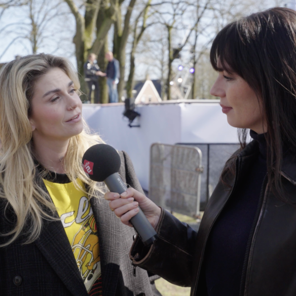 Emmely interviewt The Passion-acteurs: 'Ik denk dat het in deze tijd nog meer bij mensen leeft'