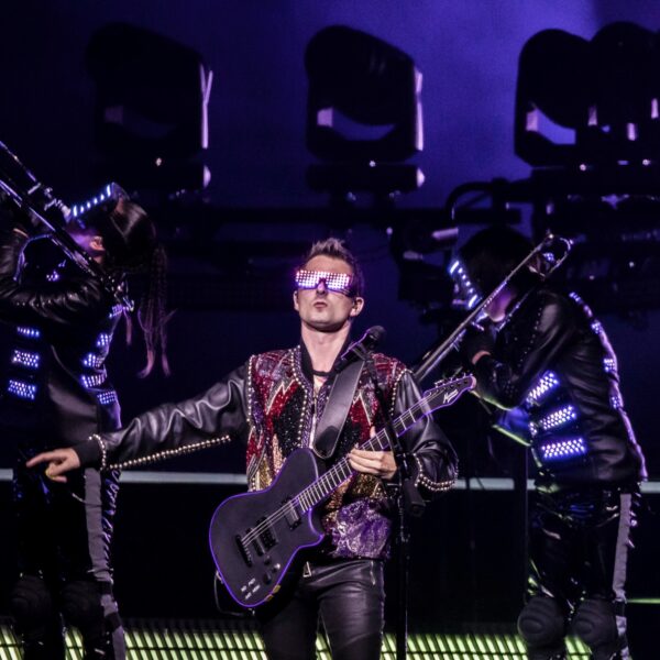 Undisclosed Desires: 'Het anti-Muse-lied'