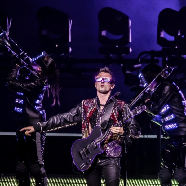 Bijbelse figuren en buitenaardse beschavingen: het verhaal achter Muse's Knights of Cydonia