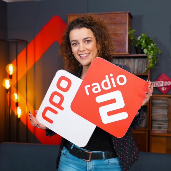 Desiree over presenteren Top 2000: 'Geen idee dat dit al zo snel zou gebeuren'