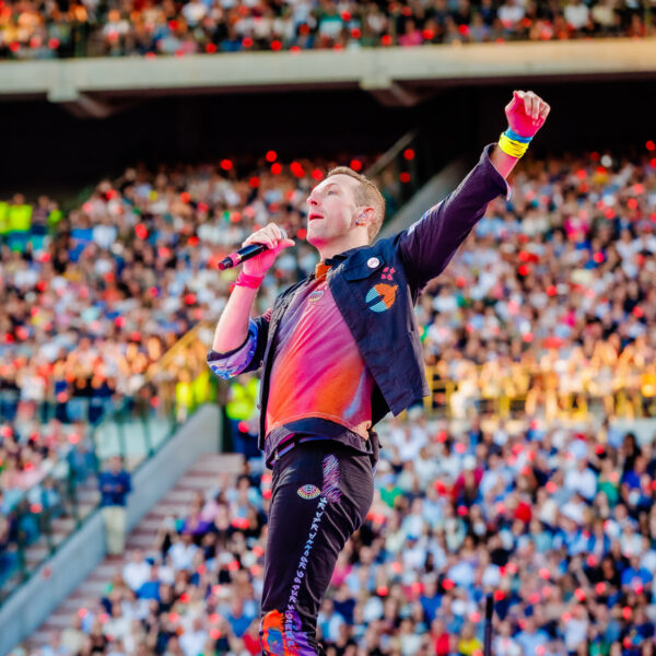 Coldplays Chris Martin schrijft Magic met een gebroken hart