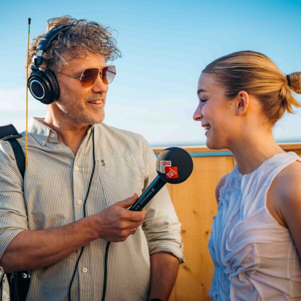 Pommelien Thijs onder indruk van optreden Concert at SEA: 'Kijk elk jaar mijn ogen uit'