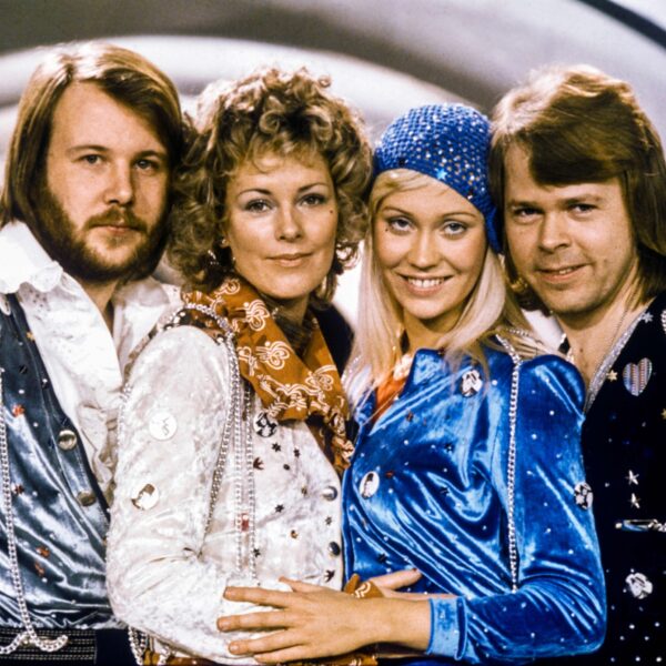 Waterloo van ABBA staat op eerste plaats van NPO Radio 2 Songfestival Top 50