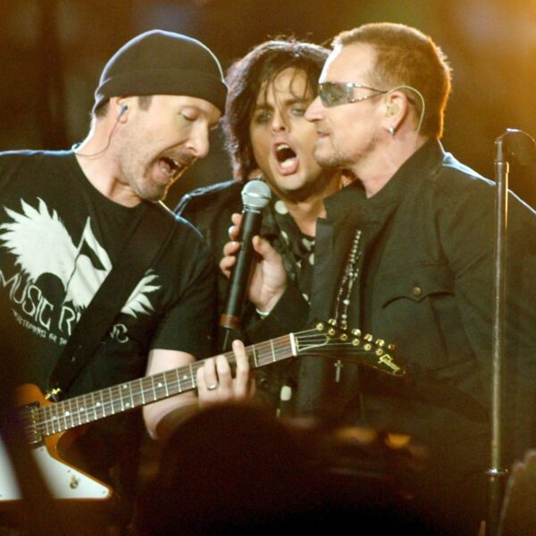 The Saints Are Coming: U2 en Green Day steken slachtoffers Katrina hart onder de riem