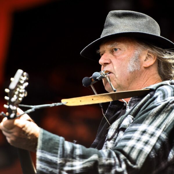 Hoe Neil Young met Heart of Gold het midden van de weg vond