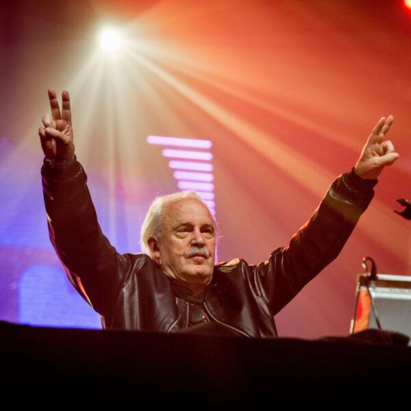 Giorgio Moroder: van spelen met een synthesizer naar een oscar winnende productie