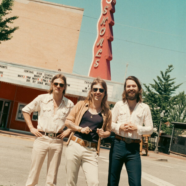 DeWolff scoort NPO Radio 2 TopSong met Let’s Stay Together