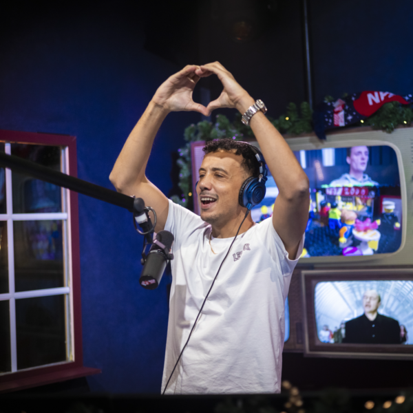 Beluister hier de NPO Radio 2 Top 2000 van 2024 op Spotify