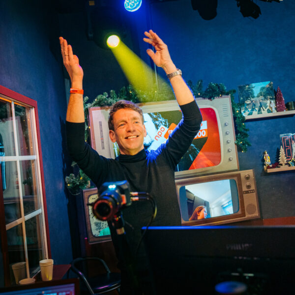 Kijk en luister de NPO Radio 2 Top 2000 van 2024 terug