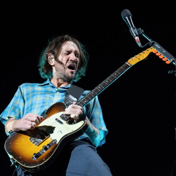 Red Hot Chili Peppers sloot John Frusciante in de armen na 6 duistere jaren